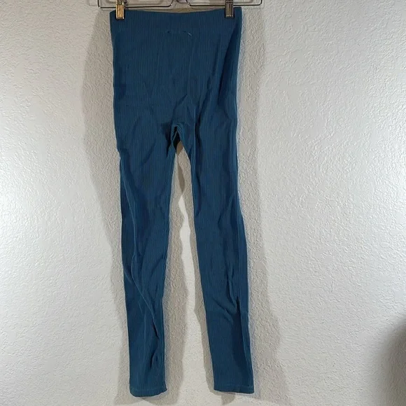Zara SEAMLESS HIGH WAIST LEGGINGS WITH HOOK-AND-EYE FASTENINGS BLUE XS/S NEW - Picture 7 of 16